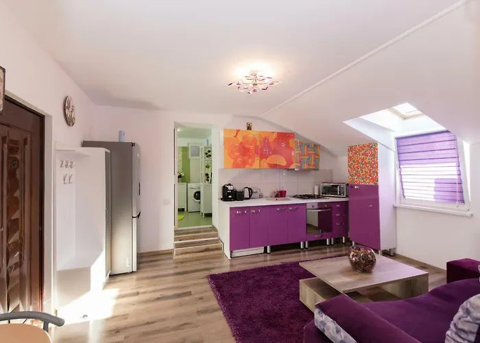Queen Holiday Apartment