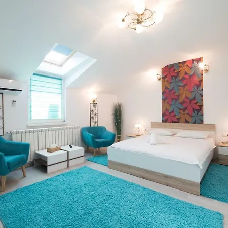 Queen Holiday Apartment Bucureşti Exterior foto